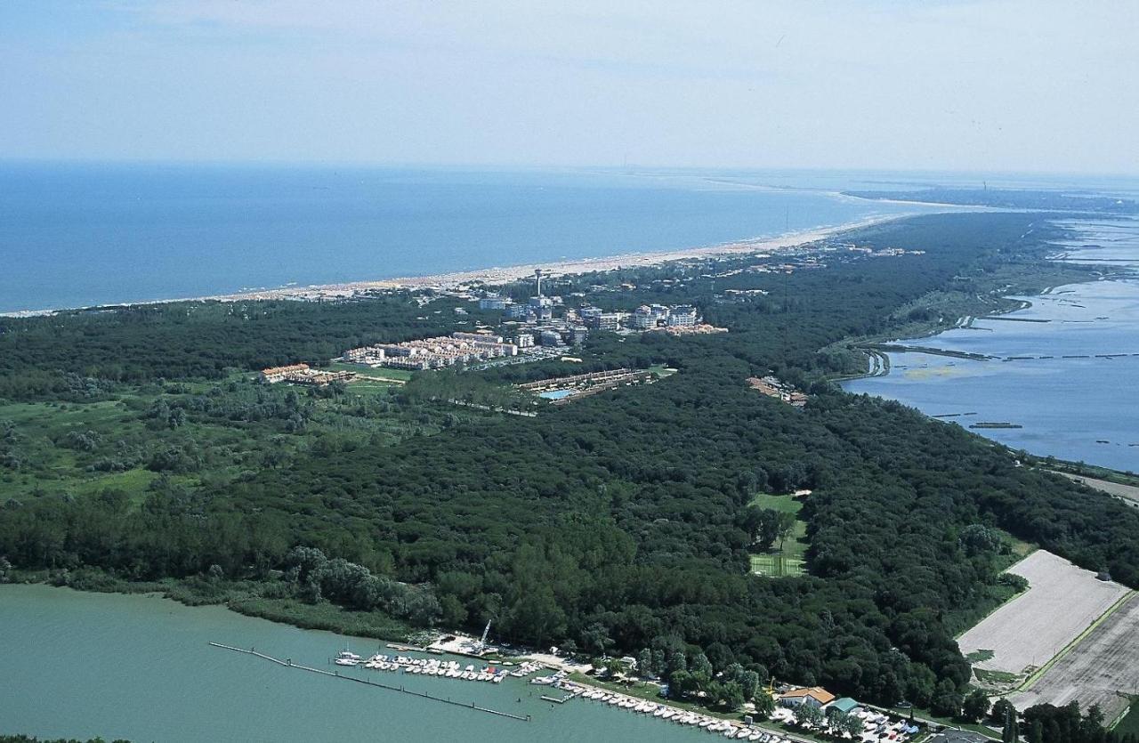 רוסולינה Tize Village מראה חיצוני תמונה