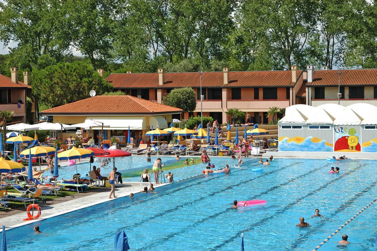 רוסולינה Tize Village מראה חיצוני תמונה