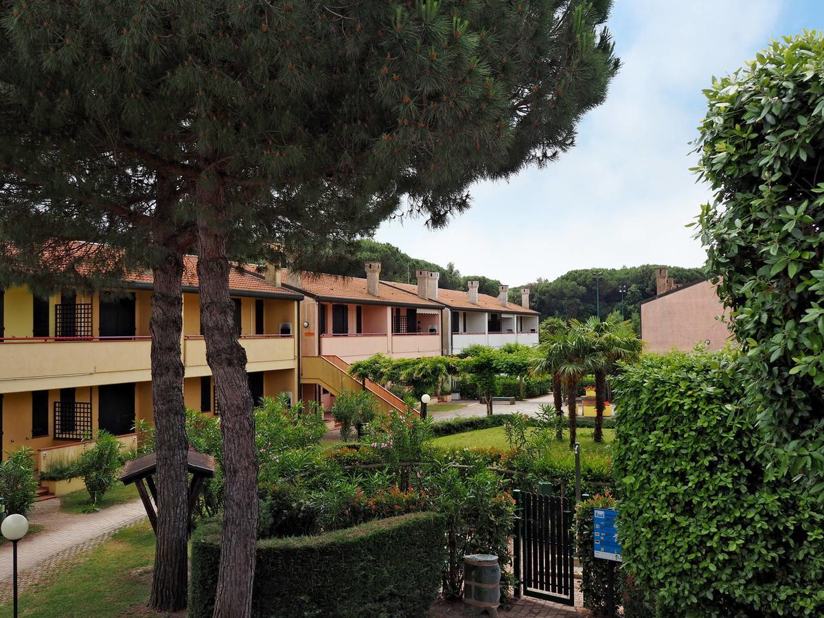 רוסולינה Tize Village מראה חיצוני תמונה